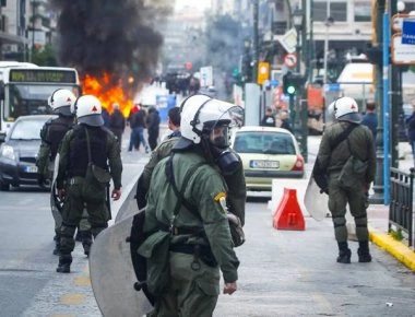 Στήριξη σε Β. Μαρινάκη και απειλές κατά της κυβέρνησης από την Θύρα 7 του Ολυμπιακού!